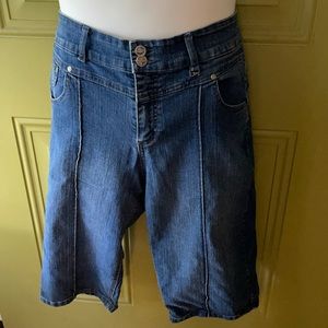 Style & Co. Denim Bottoms Up Bermuda Shorts Size 14